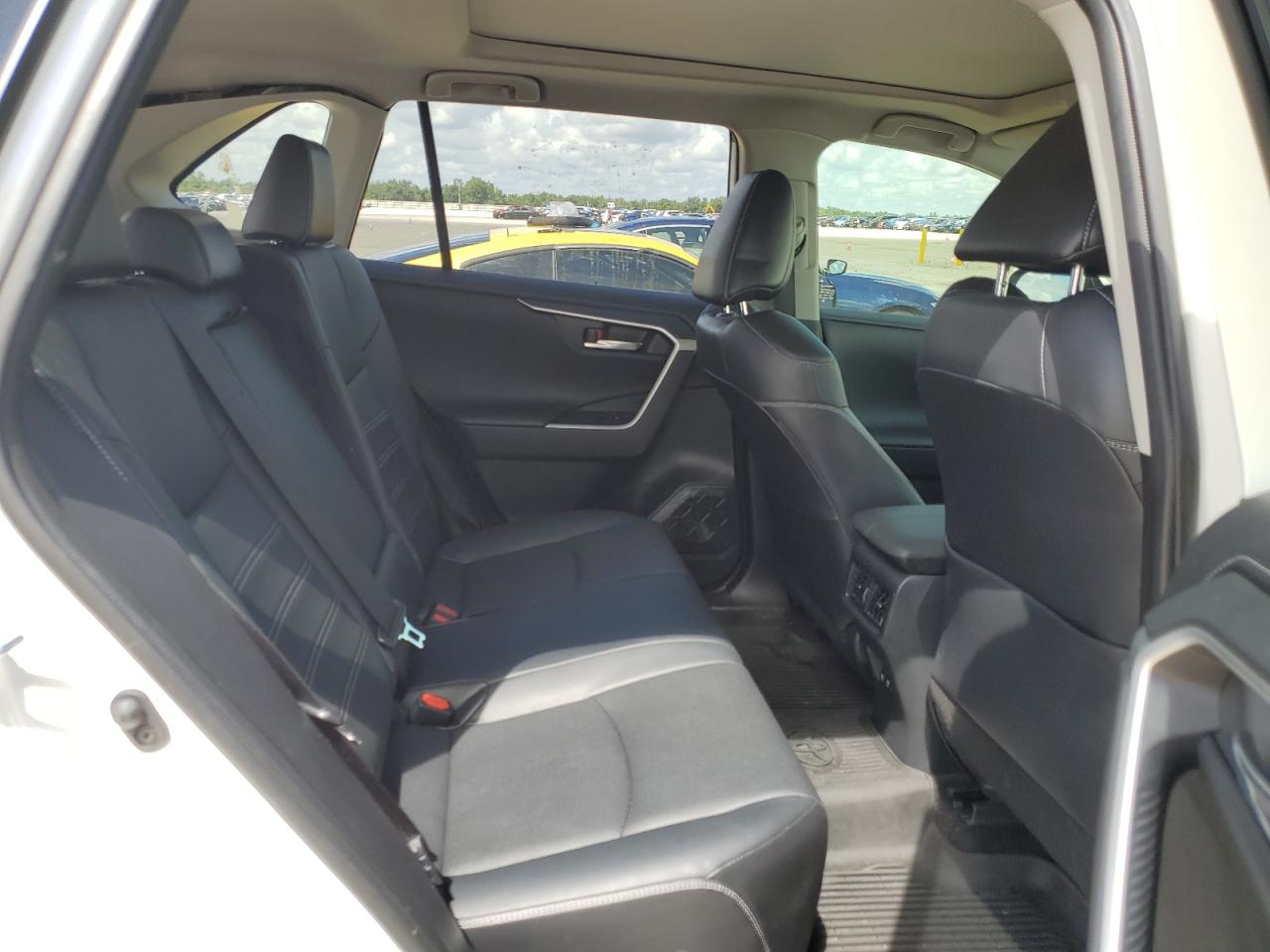 2021 Toyota RAV 4 VIN JTMN1RFV6MD080204 Copart auction photo, rear end damage thumbnail 11