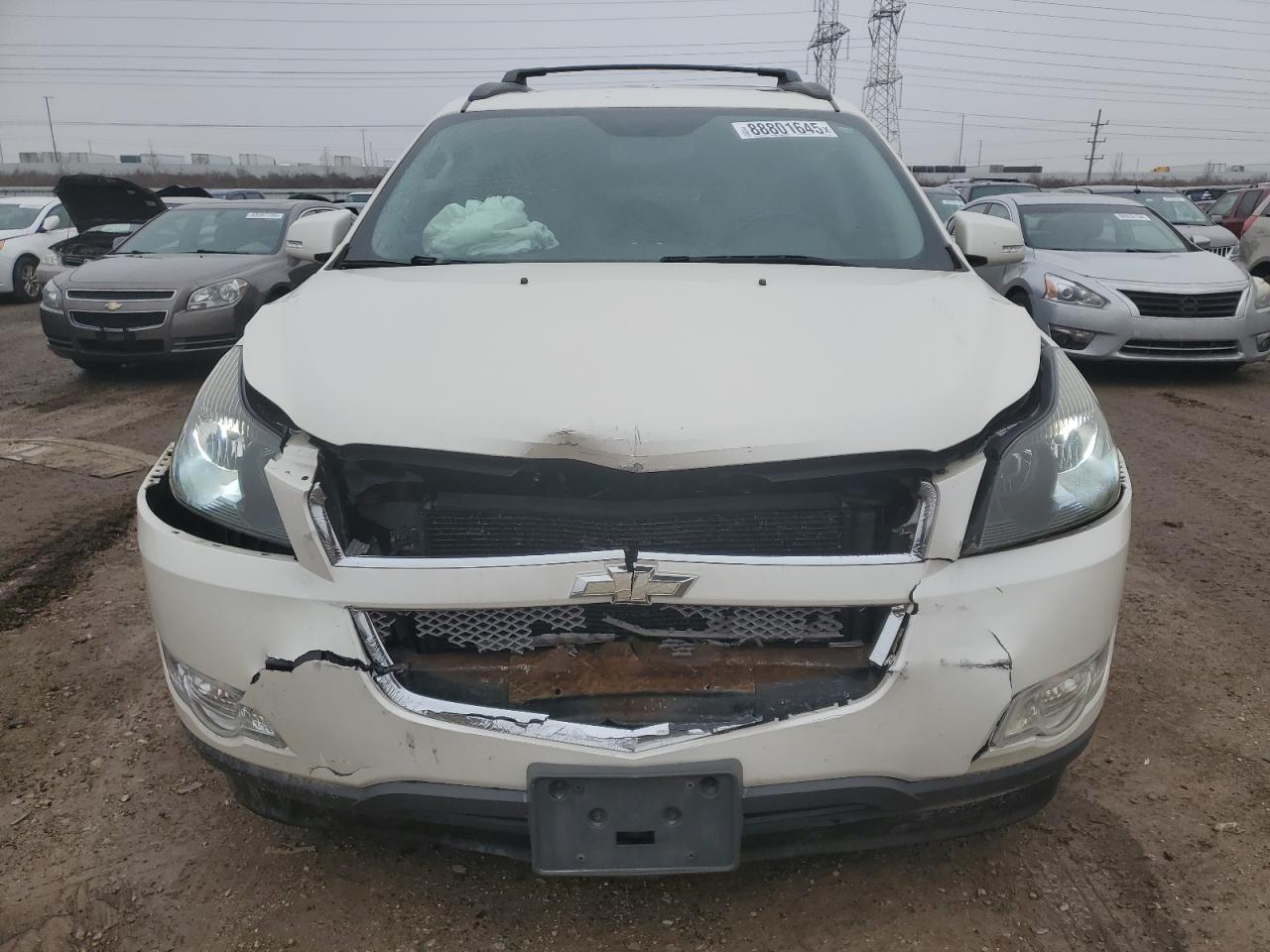 2011 Chevrolet Traverse VIN 1GNKVLED1BJ190984 Copart auction photo, front end / minor dent/scratches damage thumbnail 5