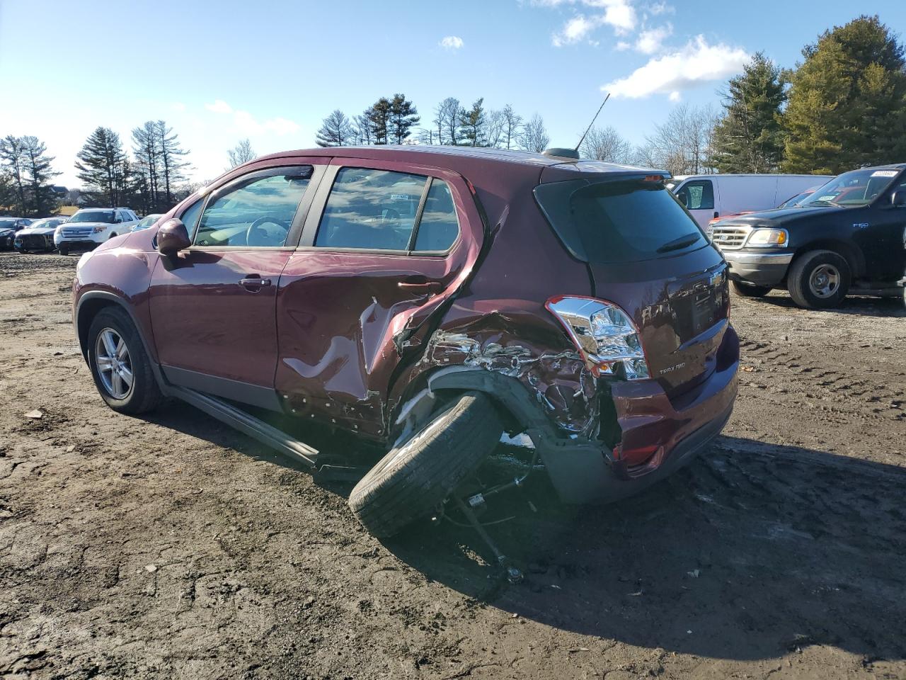 2017 Chevrolet Trax VIN 3GNCJNSBXHL275824 Copart auction photo, undercarriage / rear end damage thumbnail 2