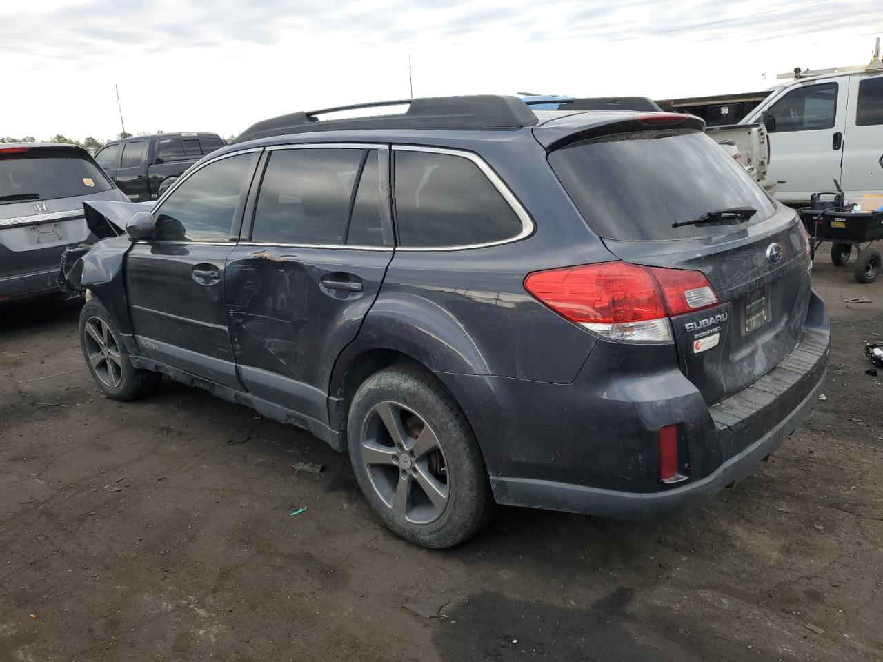 2013 Subaru Outback VIN 4S4BRCCC4D3267213 Copart auction photo, front end / side damage thumbnail 2
