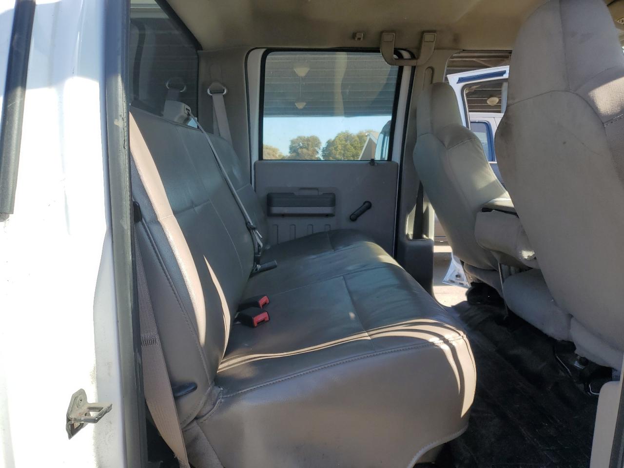 2008 Ford F350 VIN 1FTWW30R08EC89002 Copart auction photo, all over damage thumbnail 10
