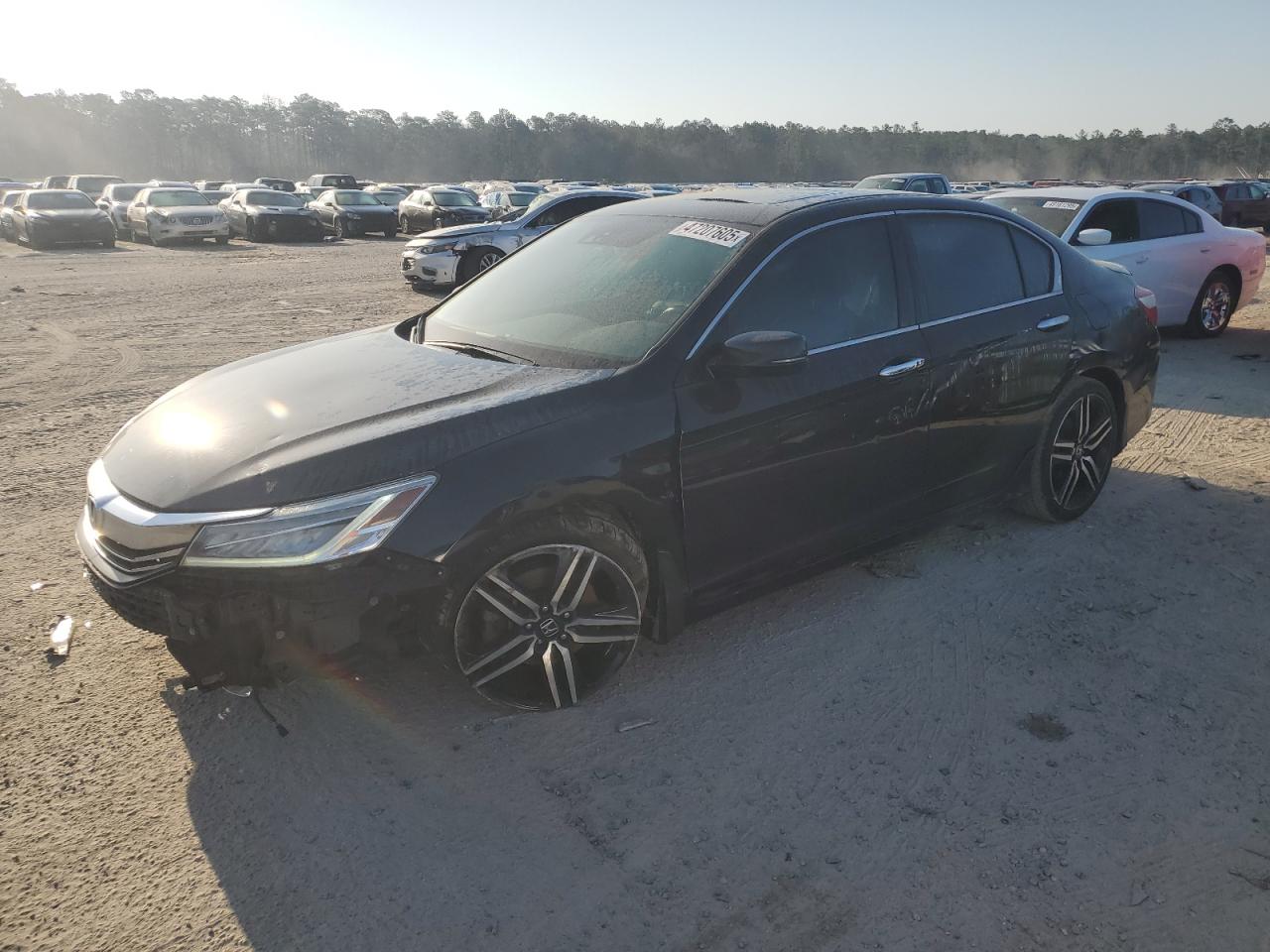 2017 Honda Accord VIN 1HGCR3F92HA029100