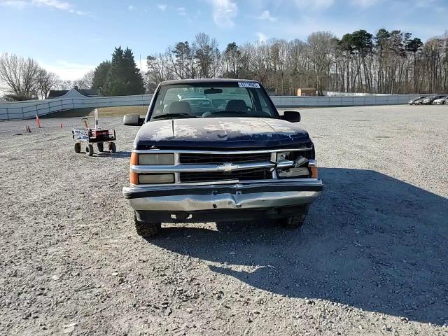 1995 Chevrolet GMT-400 VIN 1GCEK14HXSZ169043 Copart auction photo, rear end / front end damage thumbnail 11