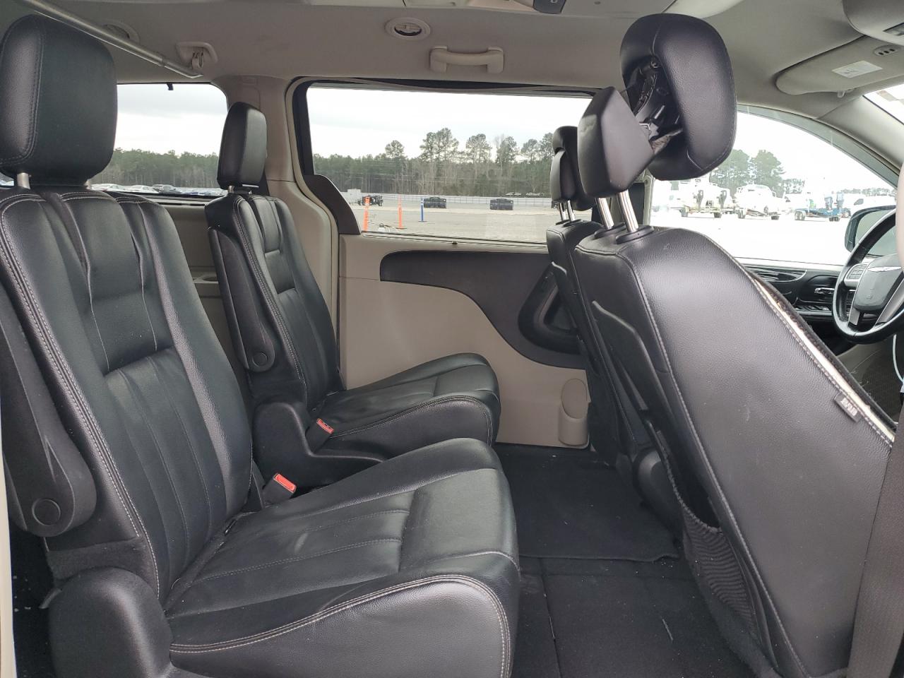 2014 Chrysler Town & Country VIN 2C4RC1BG3ER195913 Copart auction photo, rear end damage thumbnail 11