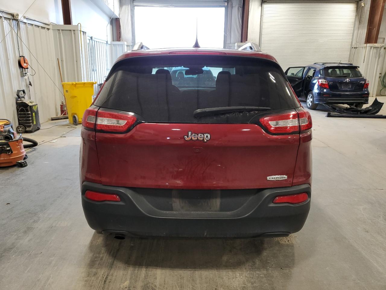 2015 Jeep Grand Cherokee VIN 1C4PJLCBXFW690923 Copart auction photo, front end damage thumbnail 6