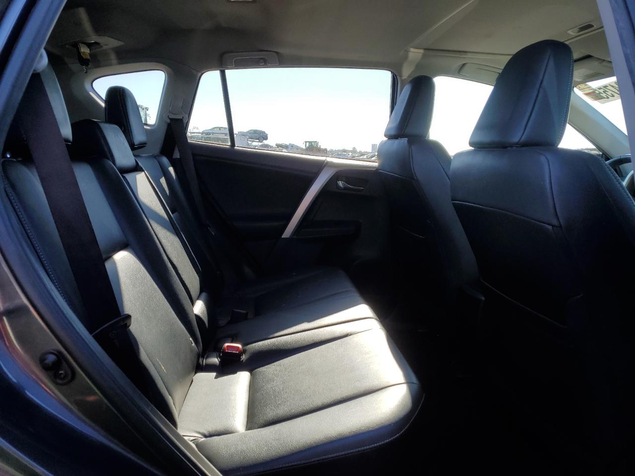 2015 Toyota RAV 4 VIN 2T3DFREV2FW285958 Copart auction photo, side damage thumbnail 11