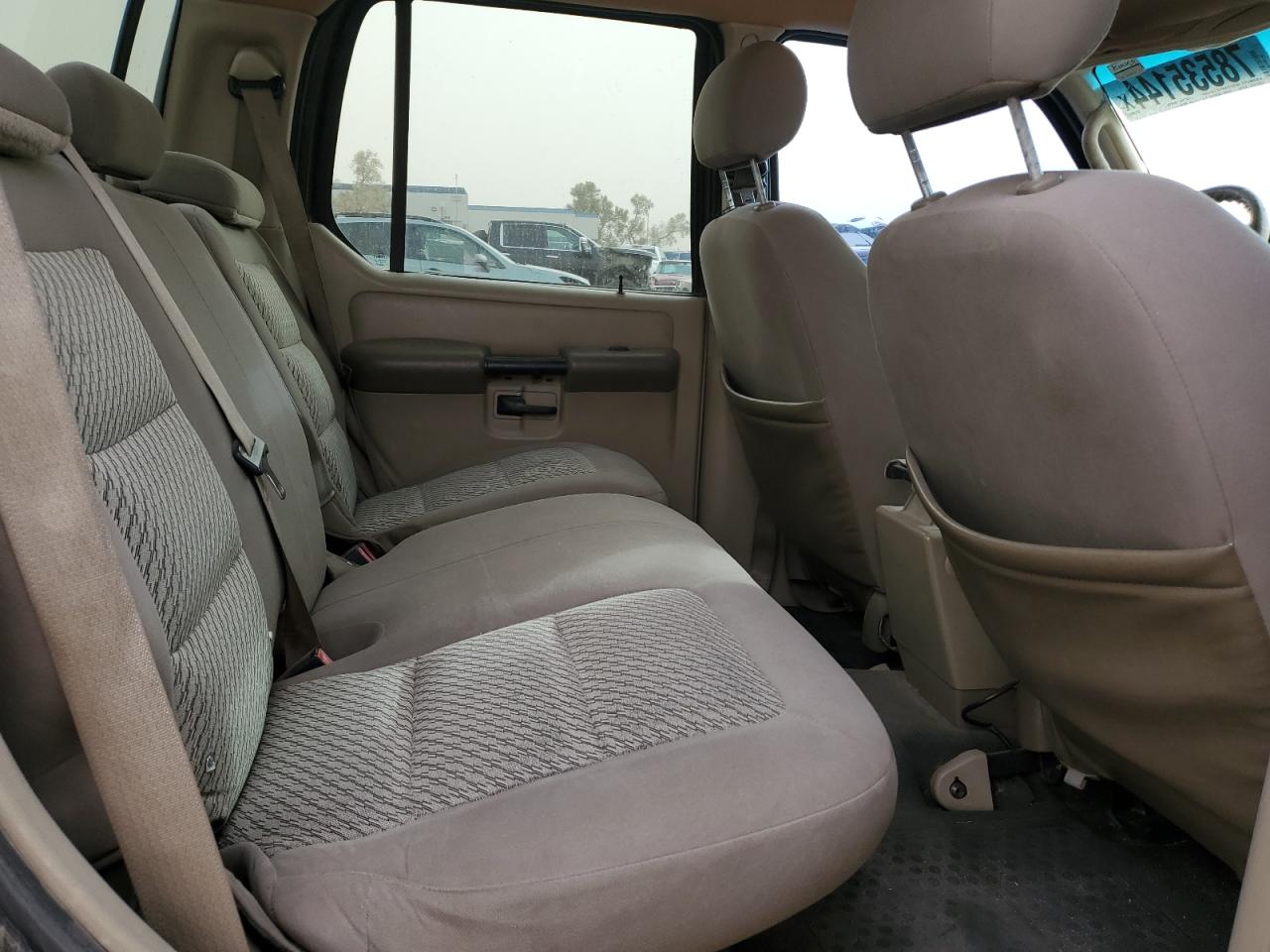 2005 Ford Explorer VIN 1FMZU77K05UA98289 Copart auction photo, rear end / minor dent/scratches damage thumbnail 10