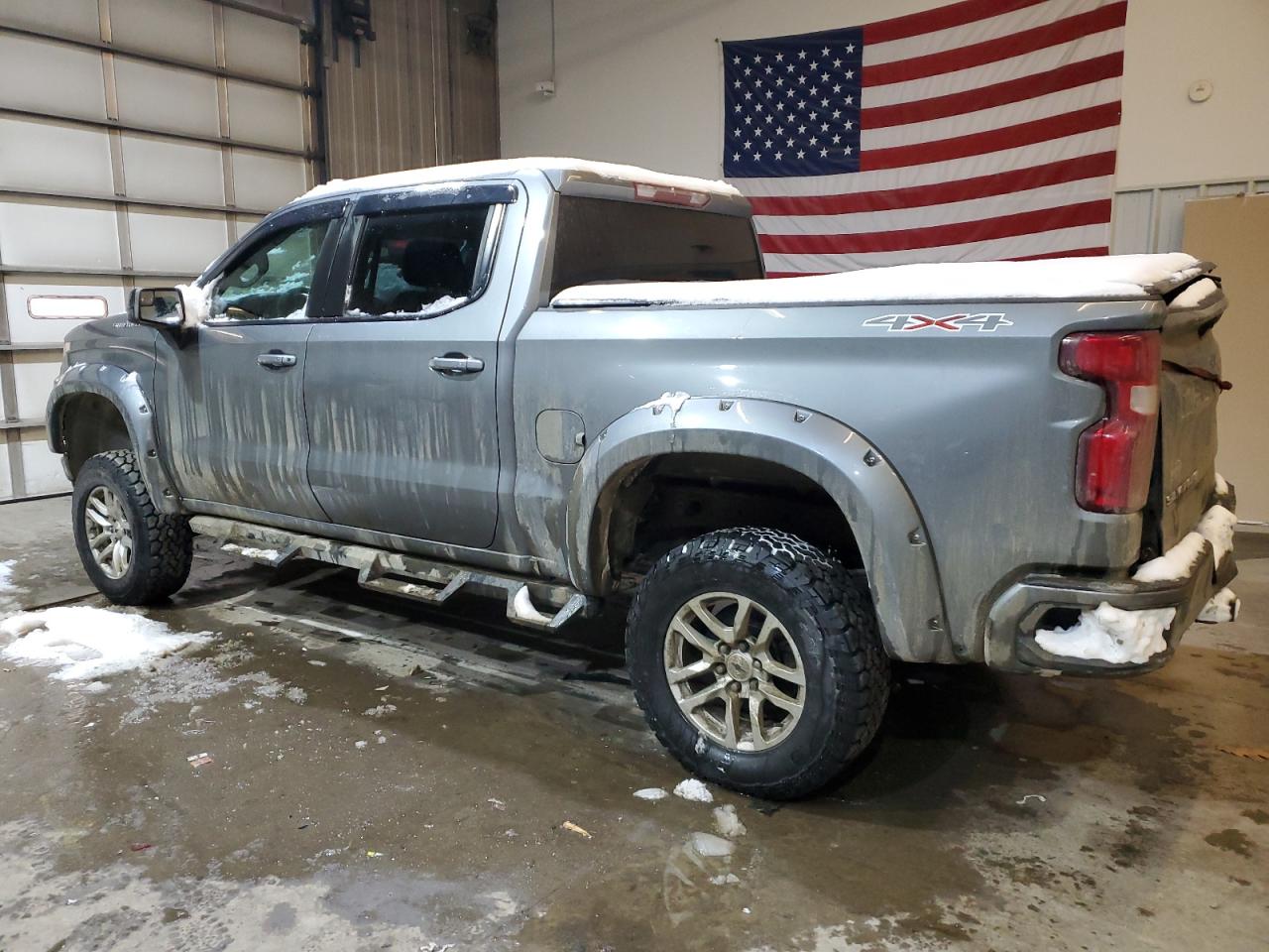 2019 Chevrolet Silverado VIN 1GCUYEED7KZ160331 Copart auction photo, rear end damage thumbnail 2