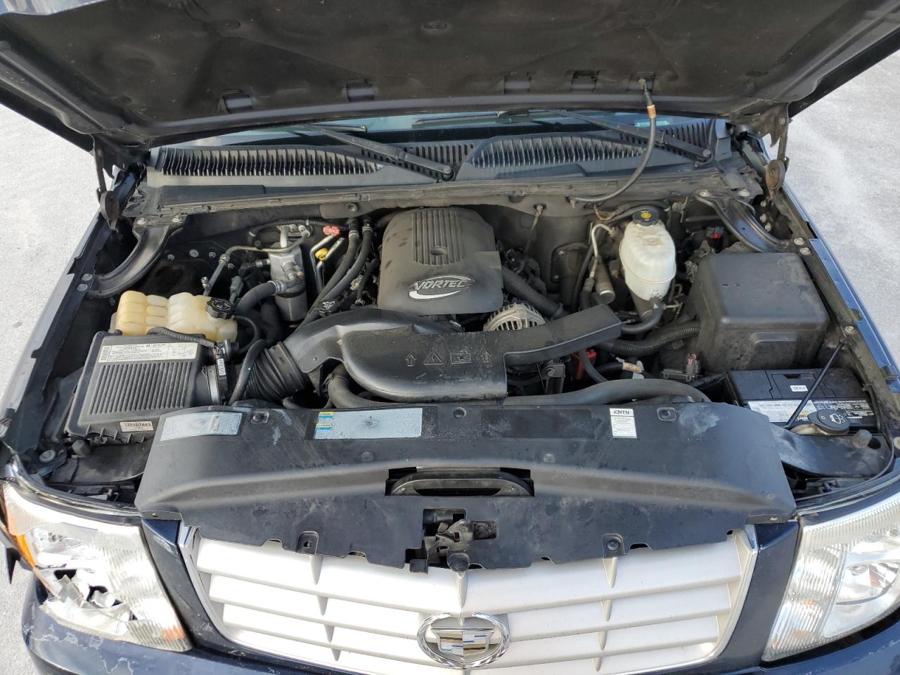 2005 Cadillac Escalade VIN 1GYEC63T75R166955 Copart auction photo, front end / side damage thumbnail 12
