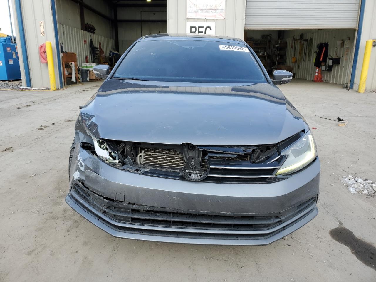 2017 Volkswagen Jetta VIN 3VWDB7AJ8HM291011 Copart auction photo, front end damage thumbnail 5