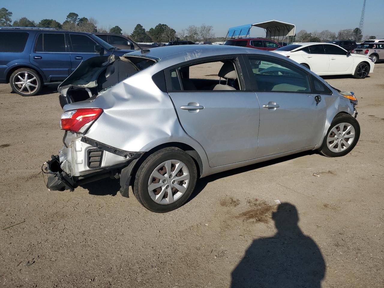 2017 KIA Rio VIN KNADM4A38H6058238 Copart auction photo, all over damage thumbnail 3