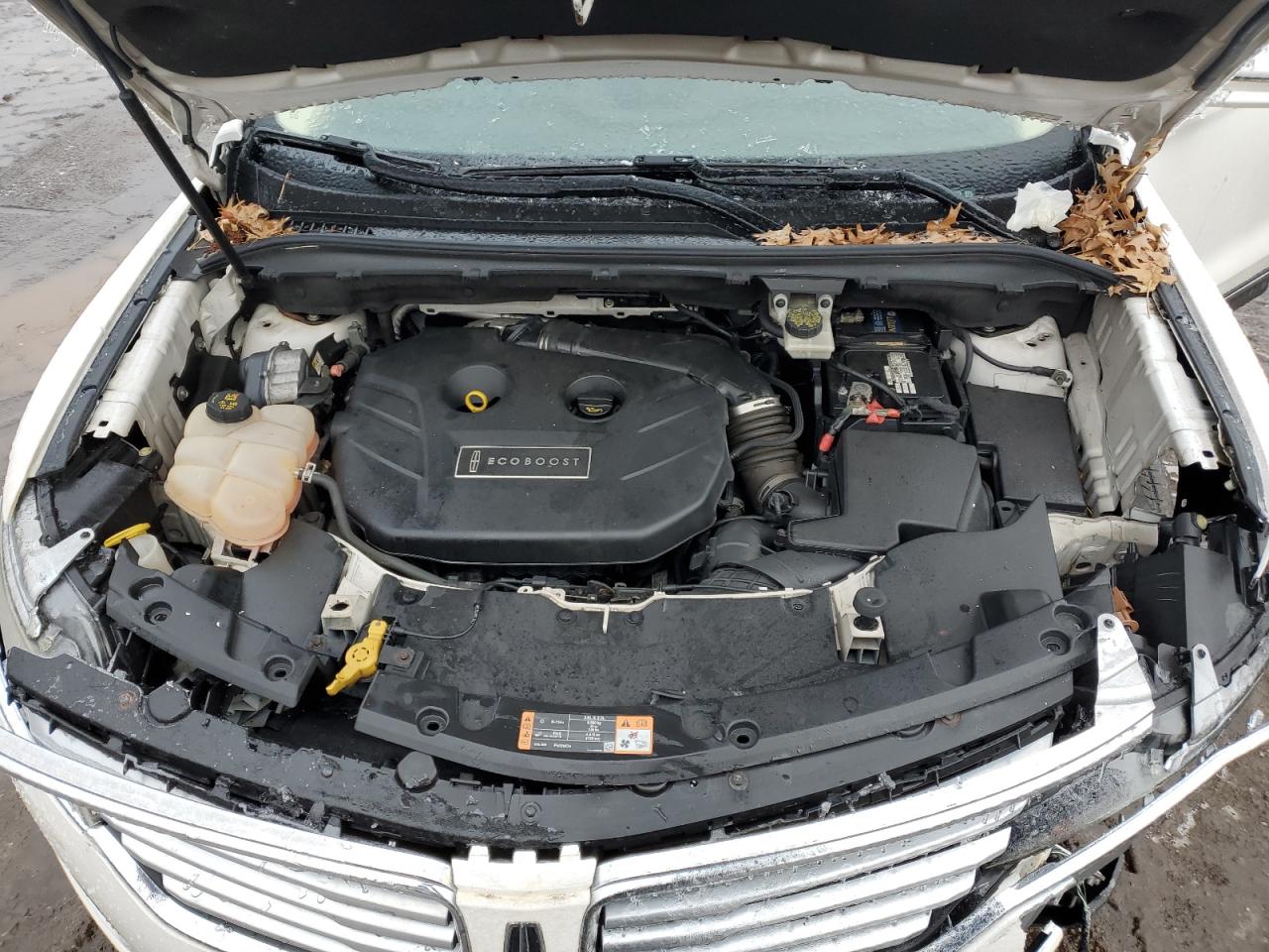 2015 Lincoln MKZ VIN 5LMCJ2A96FUJ14176 Copart auction photo, front end damage thumbnail 13