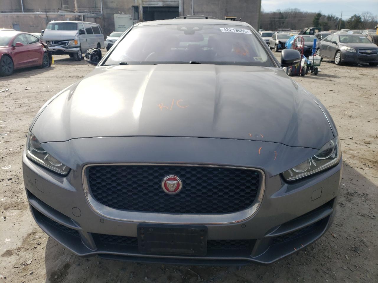 2017 Jaguar XE VIN SAJAJ4BVXHA968468 Copart auction photo, side / rear end damage thumbnail 5