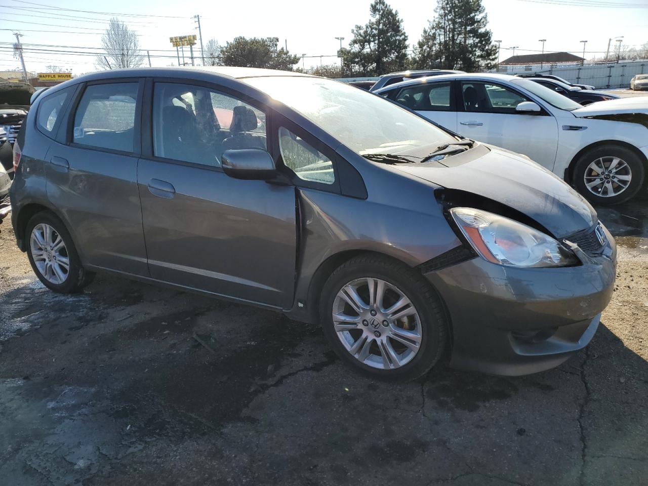 2011 Honda Fit VIN JHMGE8H51BC009661 Copart auction photo, front end damage thumbnail 4
