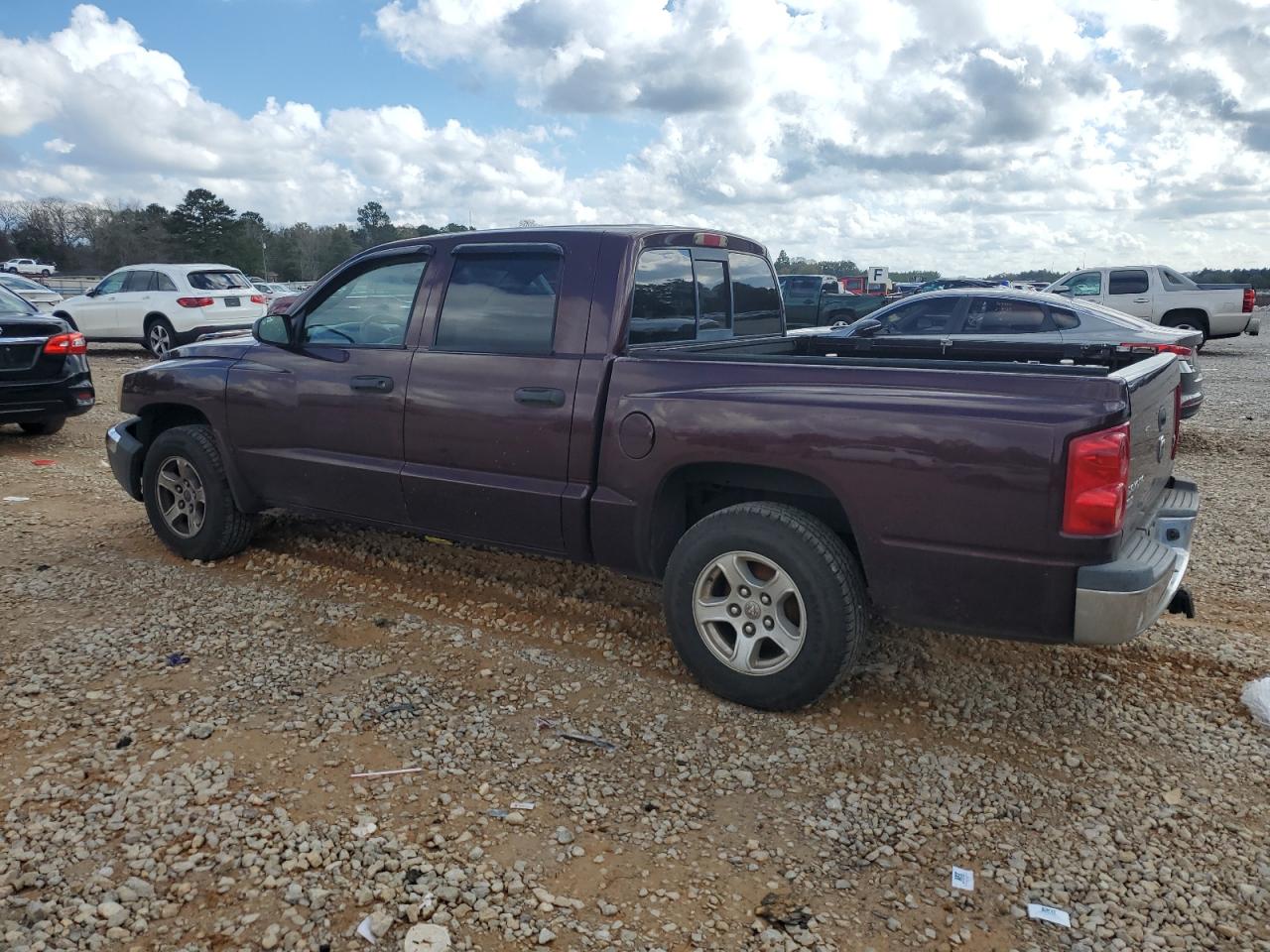 2005 Dodge Dakota VIN 1D7HE48N95S205605 Copart auction photo, front end damage thumbnail 2
