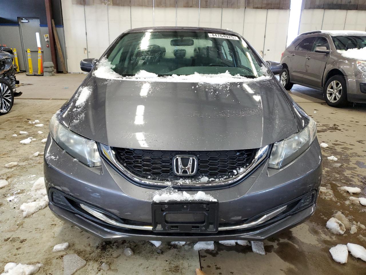 2015 Honda Civic VIN 19XFB2F52FE285772 Copart auction photo, minor dent/scratches damage thumbnail 5