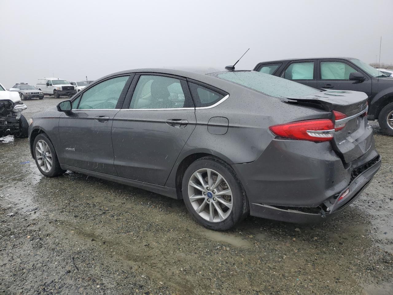 2018 Ford Fusion VIN 3FA6P0LU2JR246446 Copart auction photo, rear end damage thumbnail 2