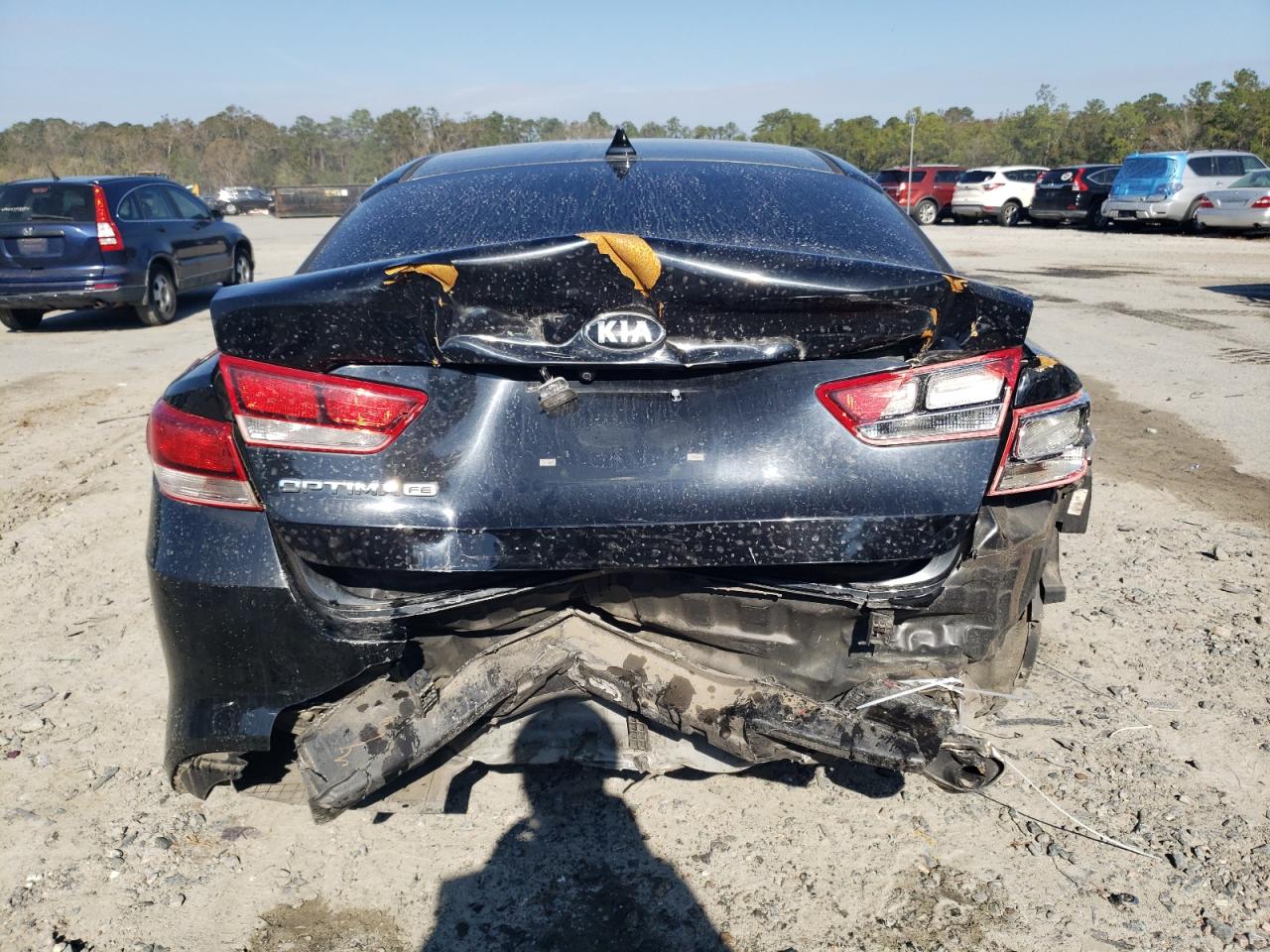 2016 KIA Optima VIN 5XXGT4L31GG114603 Copart auction photo, front end / rear end damage thumbnail 6