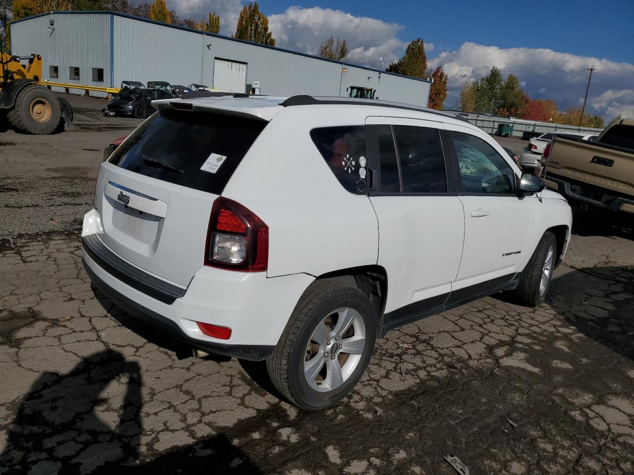 2016 Jeep Compass VIN 1C4NJDBB0GD520291 Copart auction photo, front end / side damage thumbnail 3