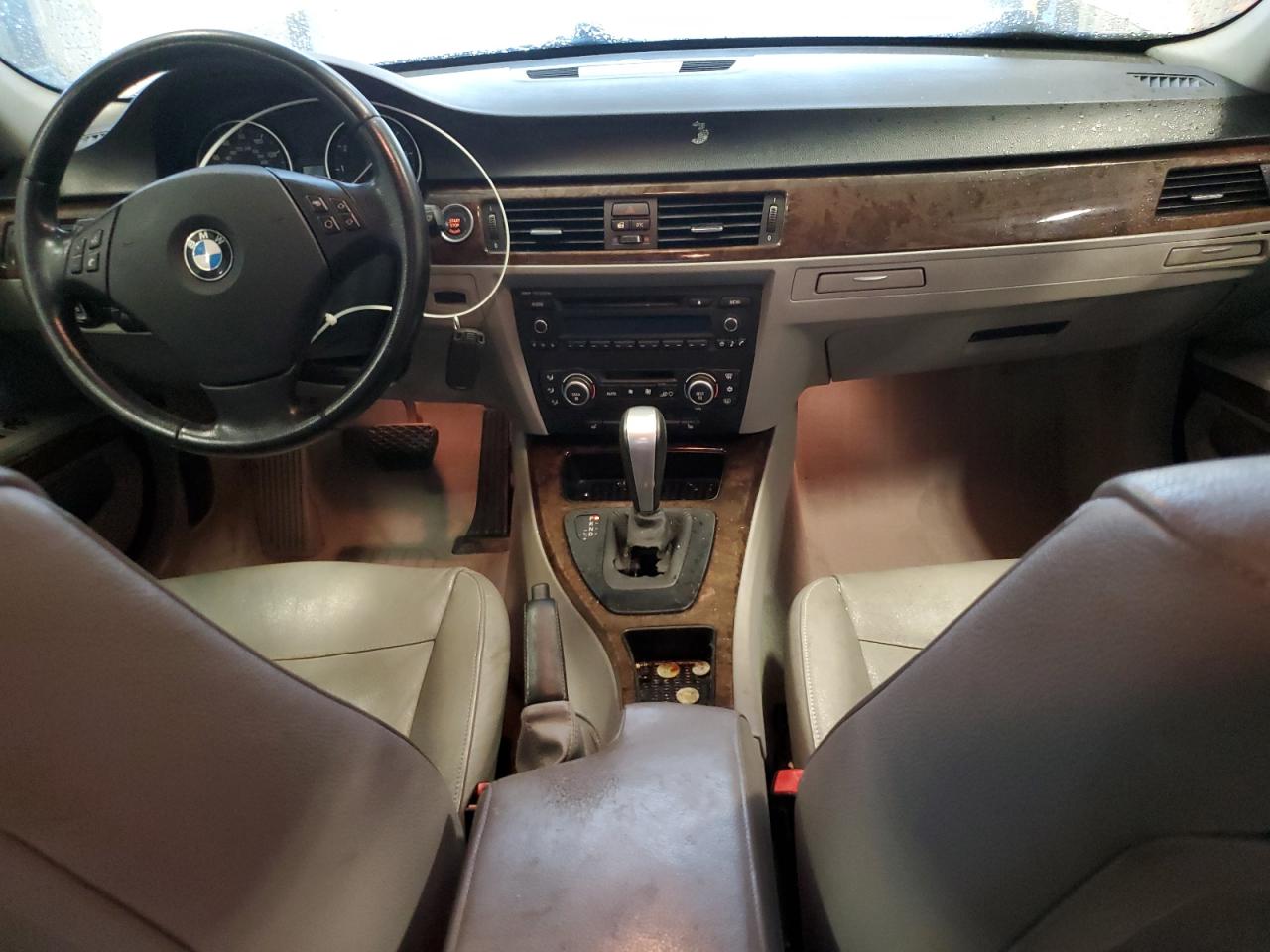 2009 BMW 3er VIN WBAPH77509NM30836 Copart auction photo, vandalism / all over damage thumbnail 8