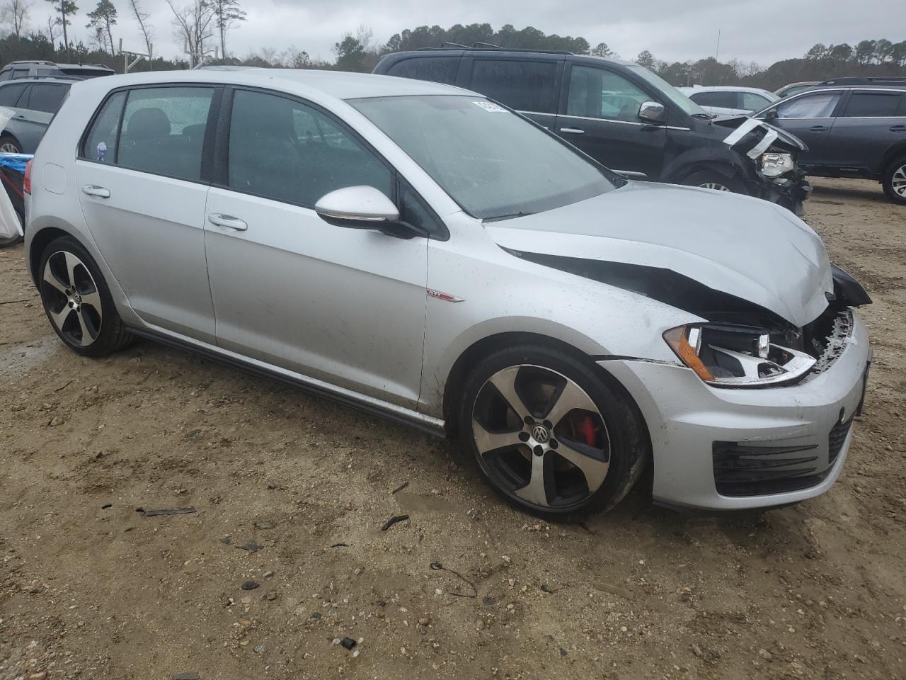 2016 Volkswagen GTI VIN 3VW5T7AU6GM065690 Copart auction photo, front end / minor dent/scratches damage thumbnail 4