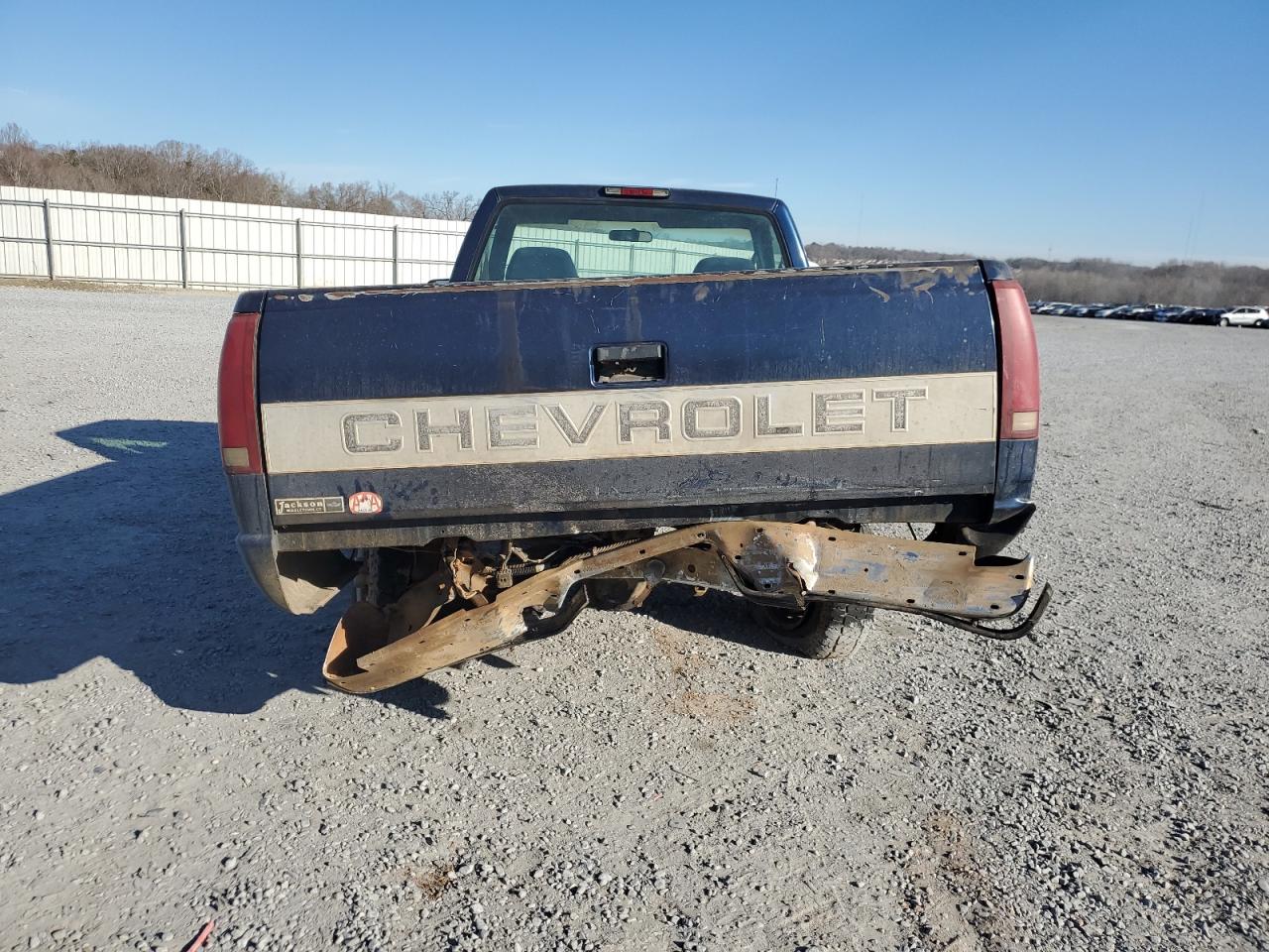 1995 Chevrolet GMT-400 VIN 1GCEK14HXSZ169043 Copart auction photo, rear end / front end damage thumbnail 6