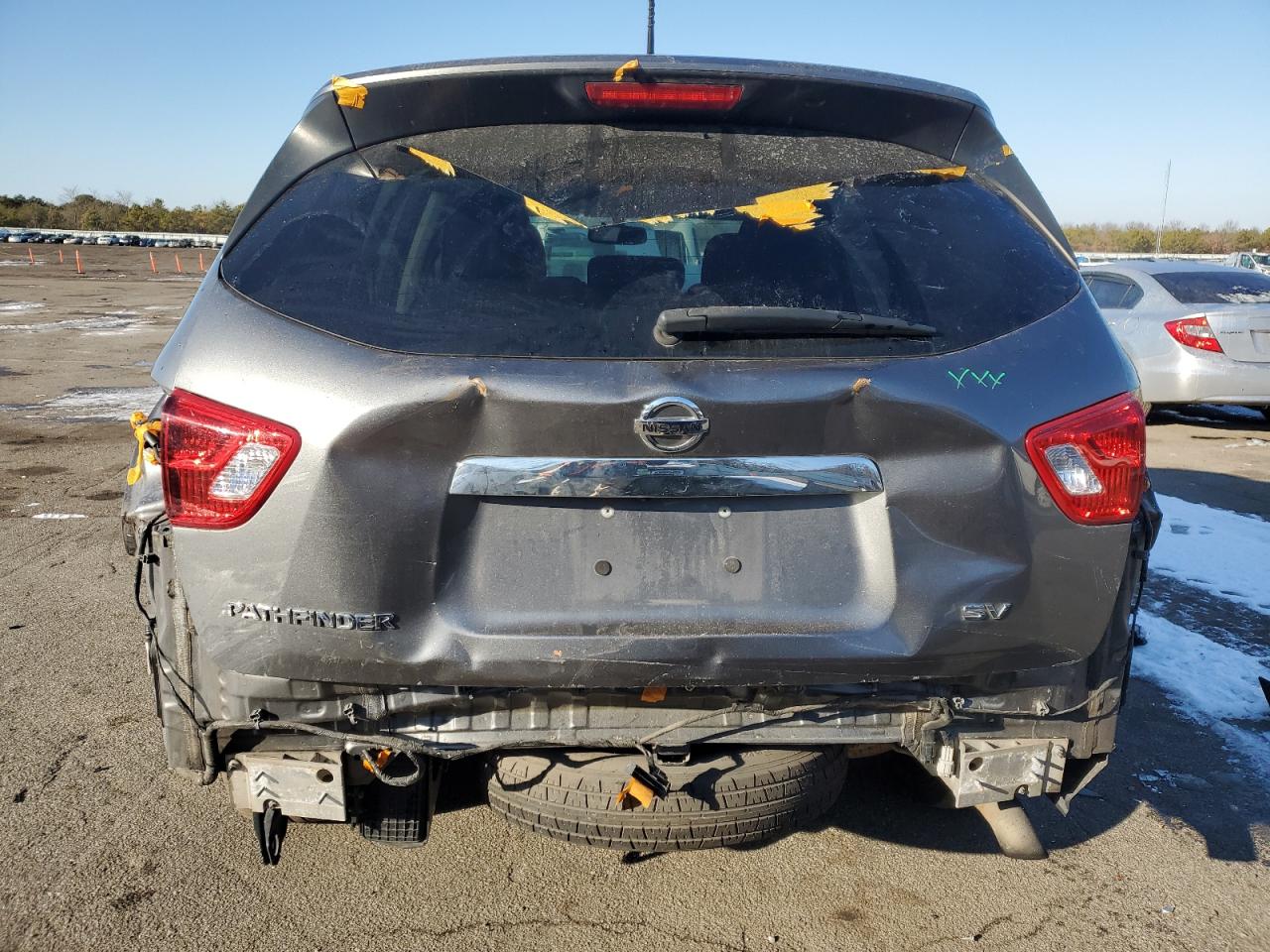 2018 Nissan Pathfinder VIN 5N1DR2MN0JC643484 Copart auction photo, rear end / minor dent/scratches damage thumbnail 6