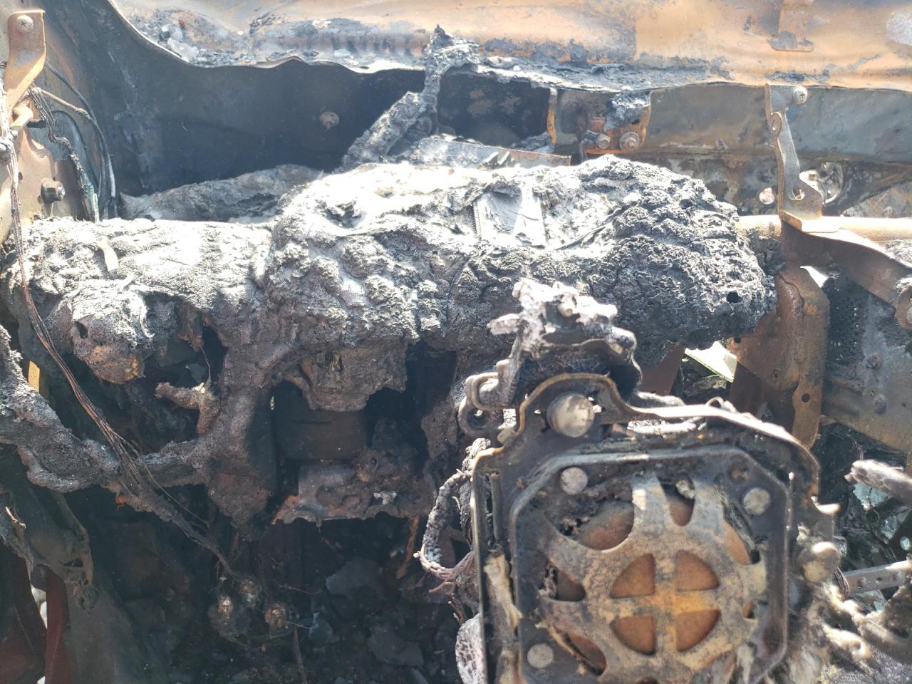 2016 Subaru Forester VIN JF2SJAXC5GH437842 Copart auction photo, burn / burn - engine damage thumbnail 9