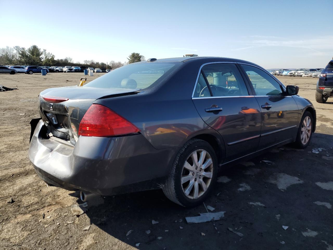 2007 Honda Accord VIN 1HGCM66857A056605 Copart auction photo, rear end damage thumbnail 3