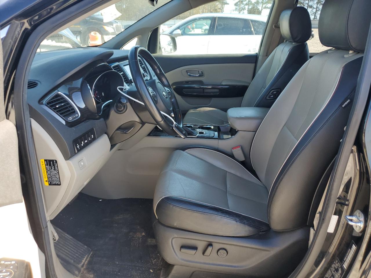 2019 KIA Sedona VIN KNDMC5C16K6539393 Copart auction photo, front end damage thumbnail 7
