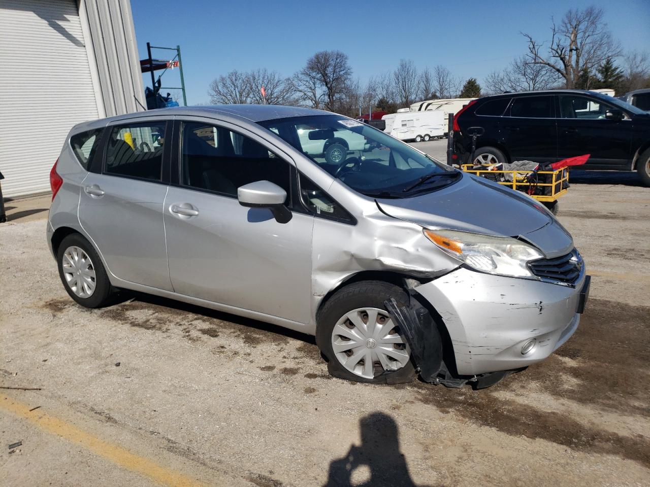 2015 Nissan Versa VIN 3N1CE2CP2FL406265 Copart auction photo, front end / hail damage thumbnail 4