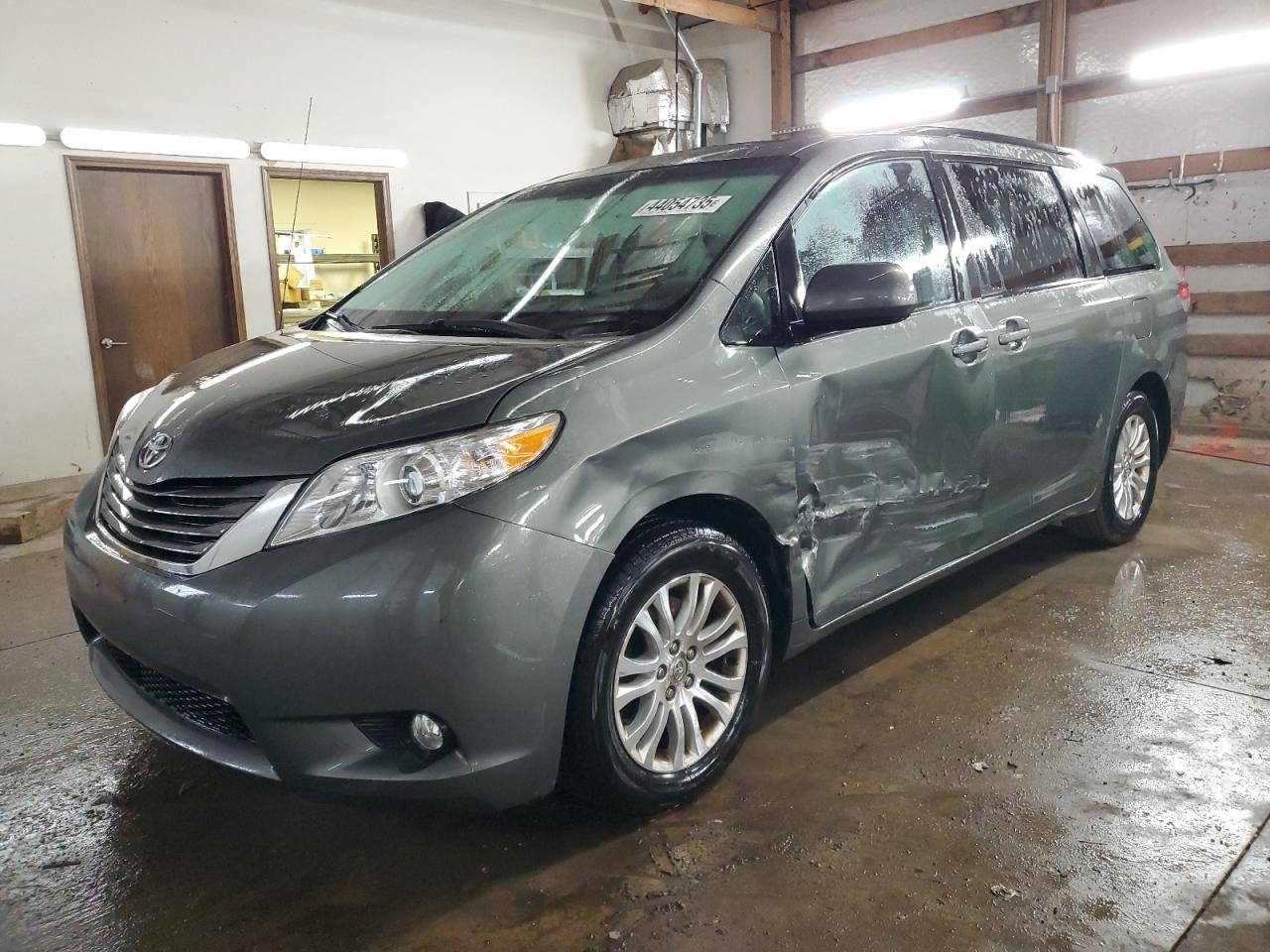 2011 Toyota Sienna VIN 5TDYK3DC2BS077634