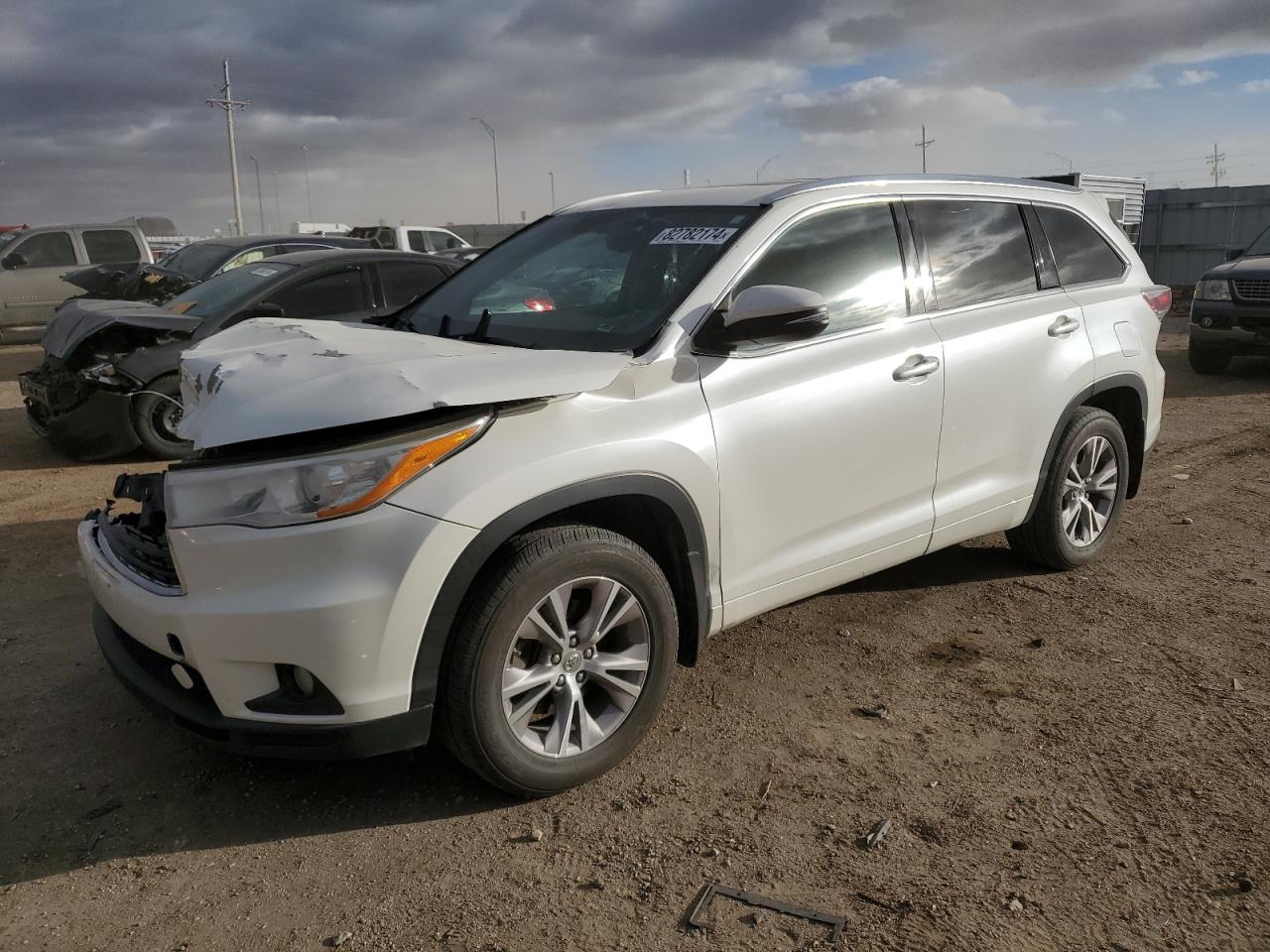 2014 Toyota Highlander VIN 5TDJKRFH2ES062083