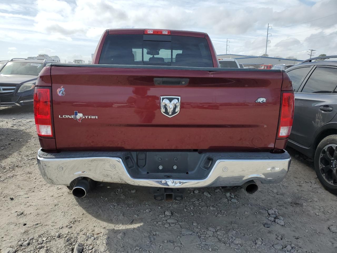 2017 RAM 1500 VIN 3C6RR6LT4HG530086 Copart auction photo, side damage thumbnail 6