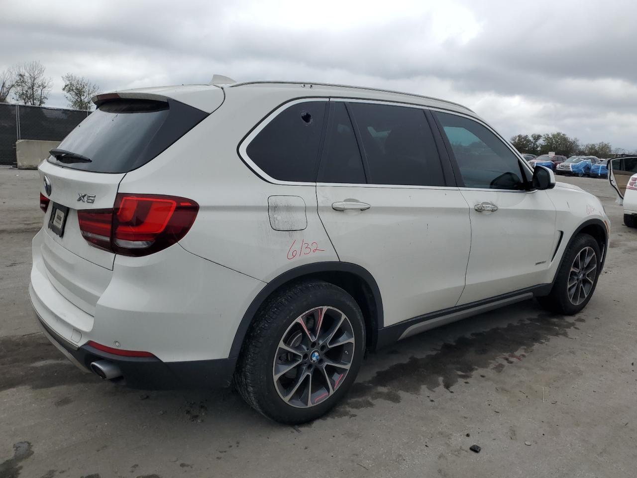 2017 BMW X5 VIN 5UXKR0C55H0V67871 Copart auction photo, minor dent/scratches damage thumbnail 3