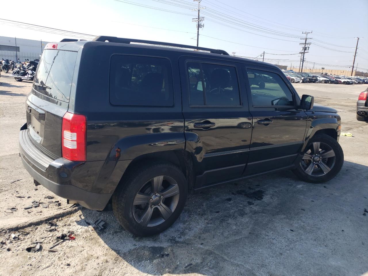 2014 Jeep Liberty (Patriot) VIN 1C4NJPFAXED812725 Copart auction photo, all over damage thumbnail 3