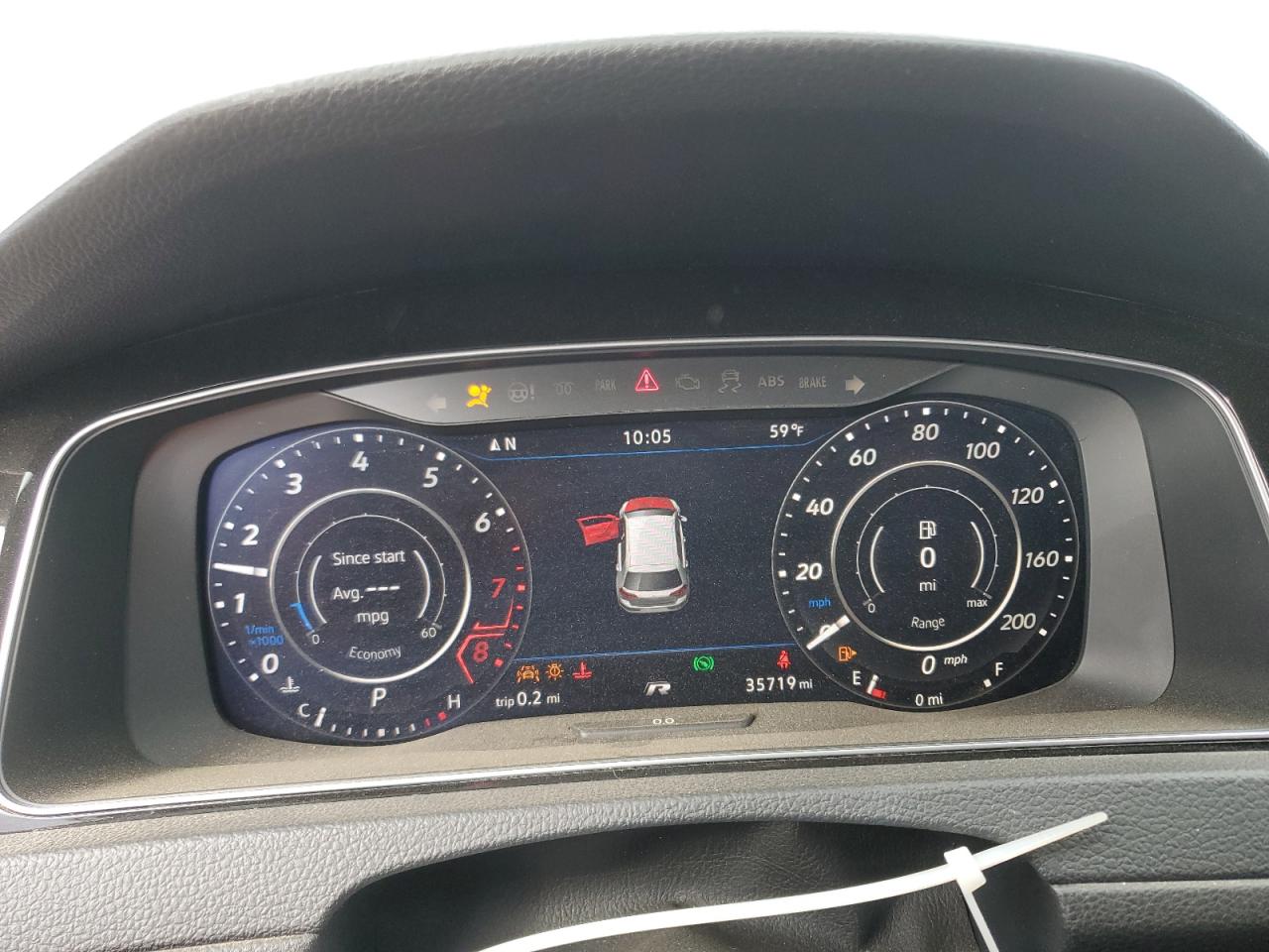 2018 Volkswagen Golf VIN WVWVF7AU7JW064744 Copart auction photo, front end damage thumbnail 9