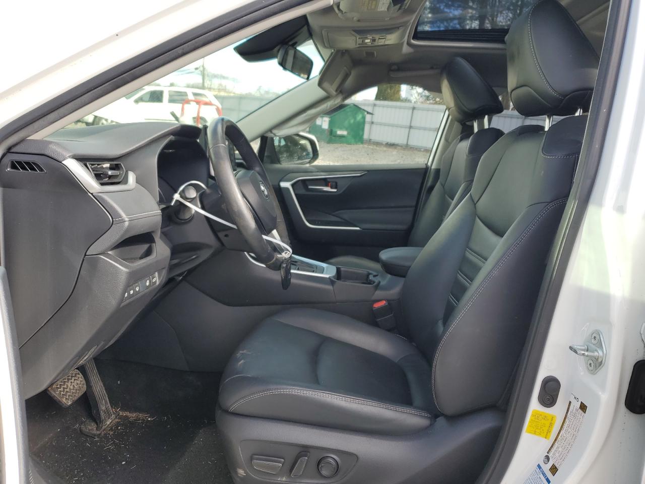2019 Toyota RAV 4 VIN JTMA1RFV8KD045157 Copart auction photo, front end damage thumbnail 7