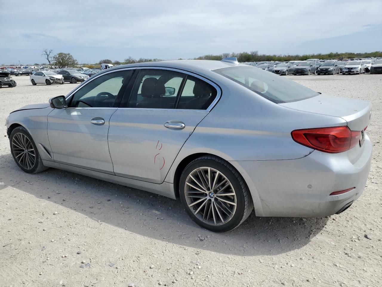 2017 BMW 5er VIN WBAJE5C36HG914374 Copart auction photo, front end / minor dent/scratches damage thumbnail 2