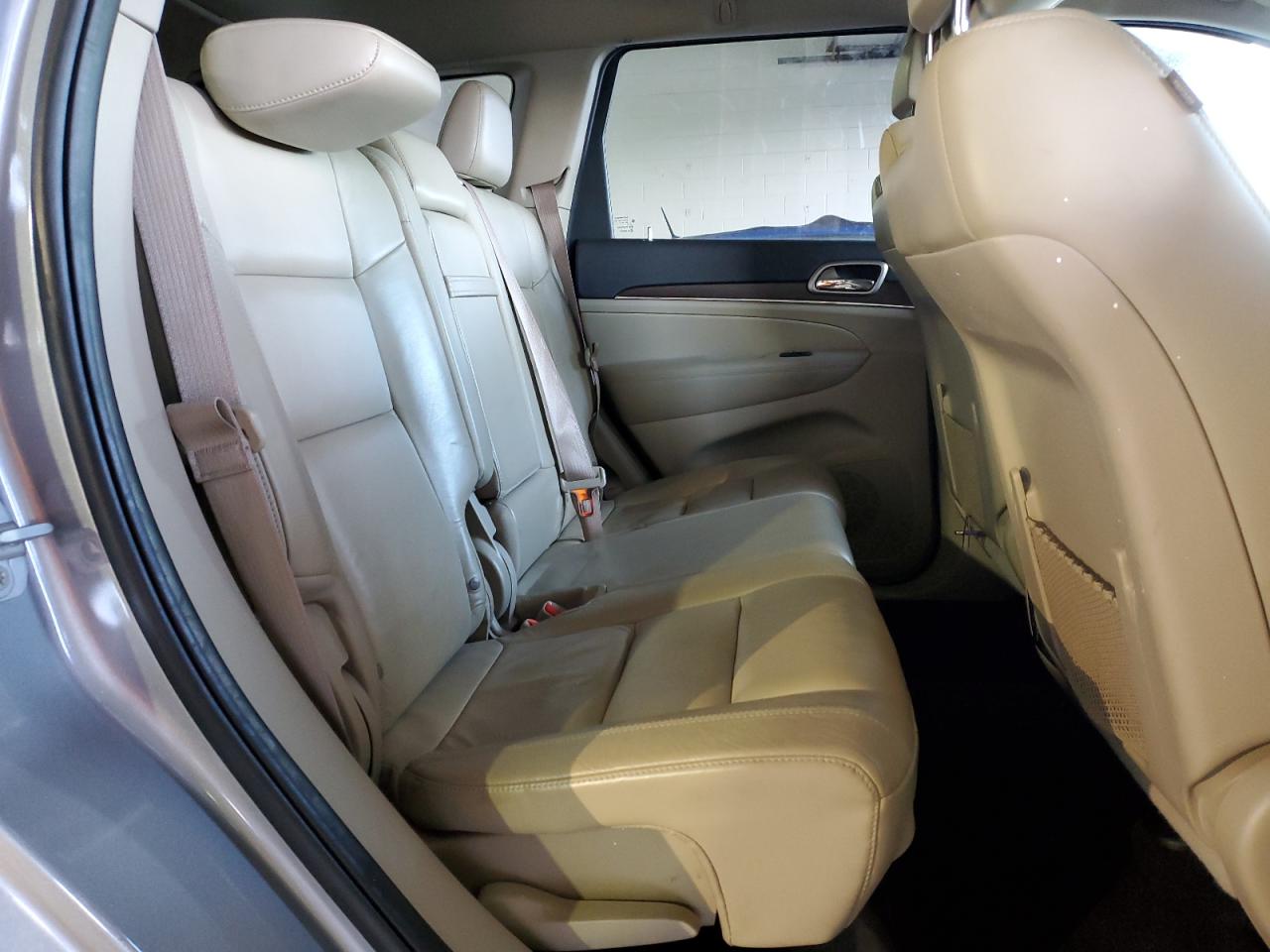 2017 Jeep Grand Cherokee VIN 1C4RJFBG6HC946955 Copart auction photo, vandalism / side damage thumbnail 11