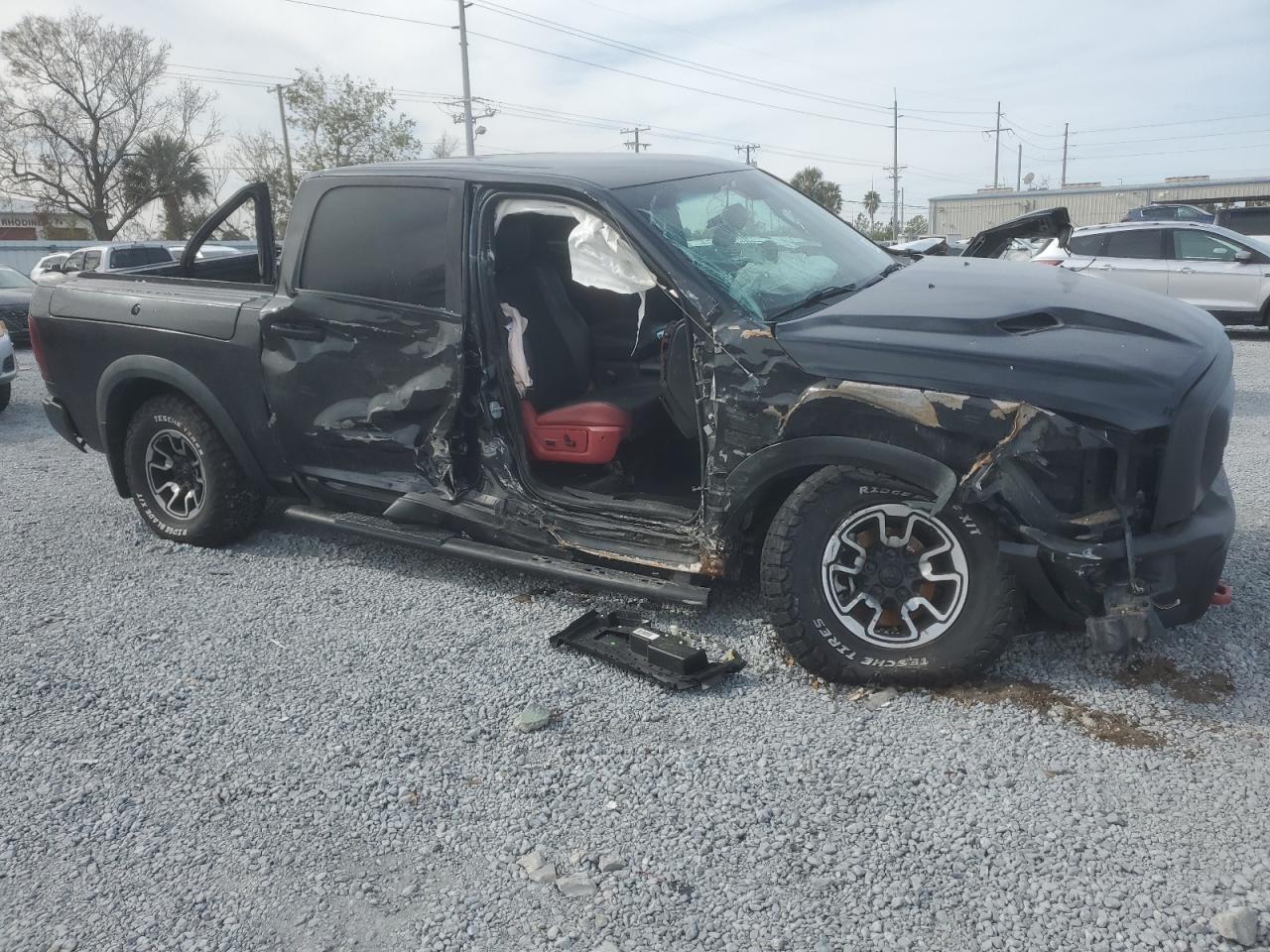 2016 RAM 1500 VIN 1C6RR7YT6GS178862 Copart auction photo, side / front end damage thumbnail 4