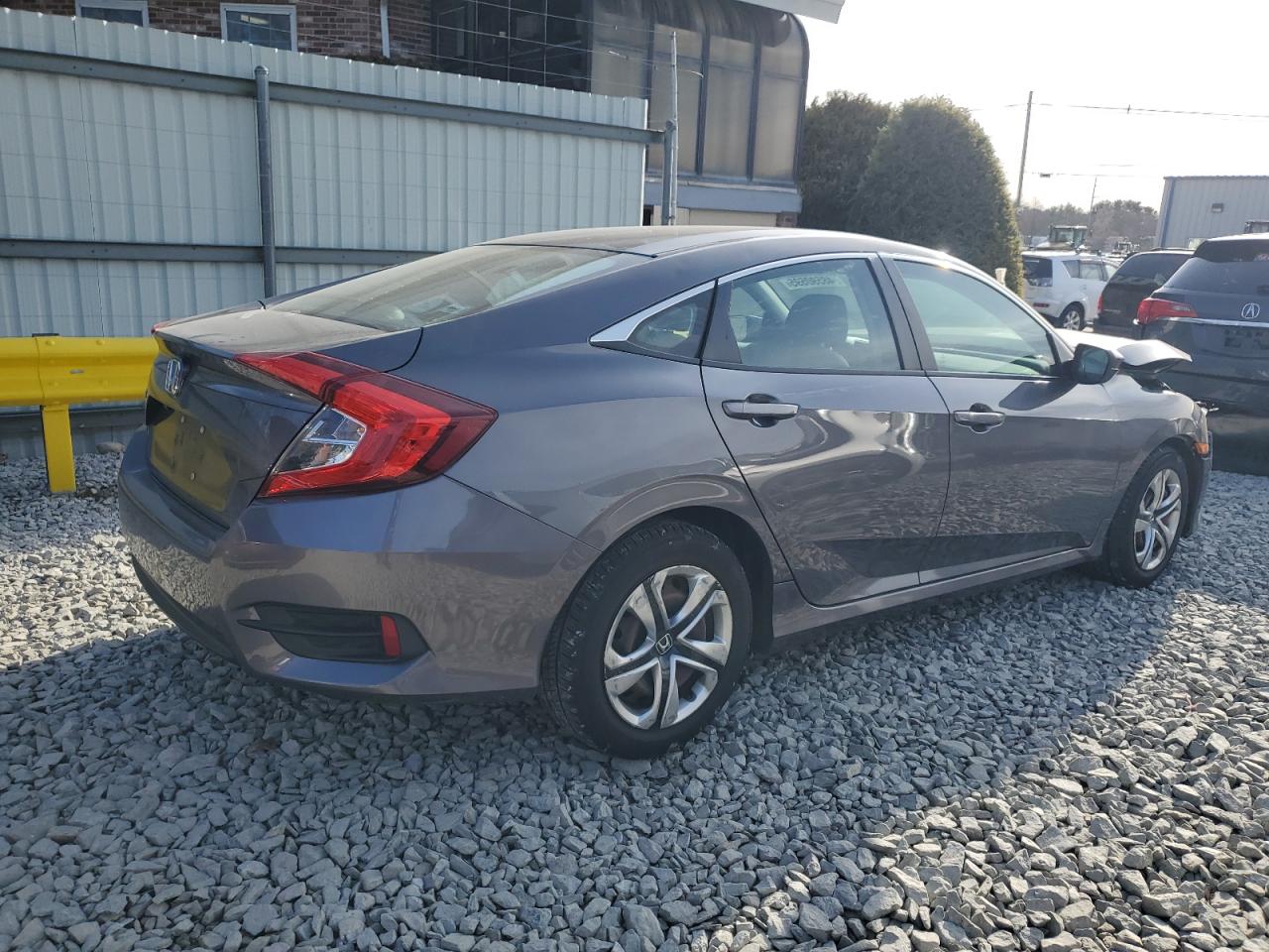 2016 Honda Civic VIN 19XFC2F57GE209656 Copart auction photo, front end damage thumbnail 3