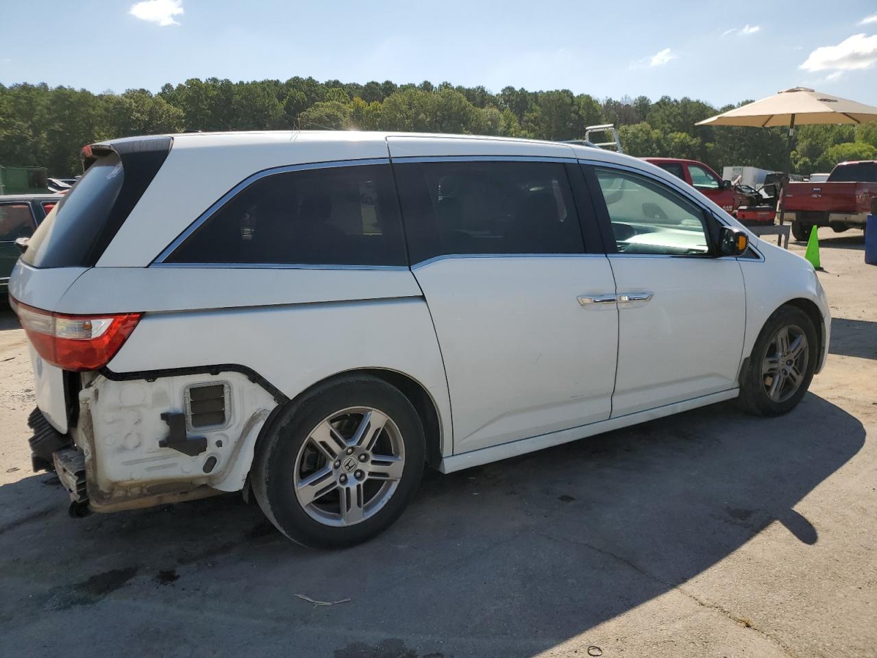 2011 Honda Odyssey VIN 5FNRL5H92BB091193 Copart auction photo, rear end damage thumbnail 3