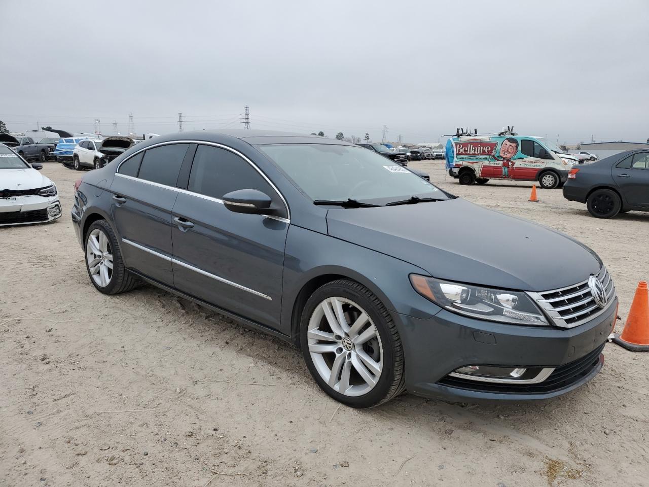 2013 Volkswagen Passat CC VIN WVWRP7AN5DE548686 Copart auction photo, front end / minor dent/scratches damage thumbnail 4
