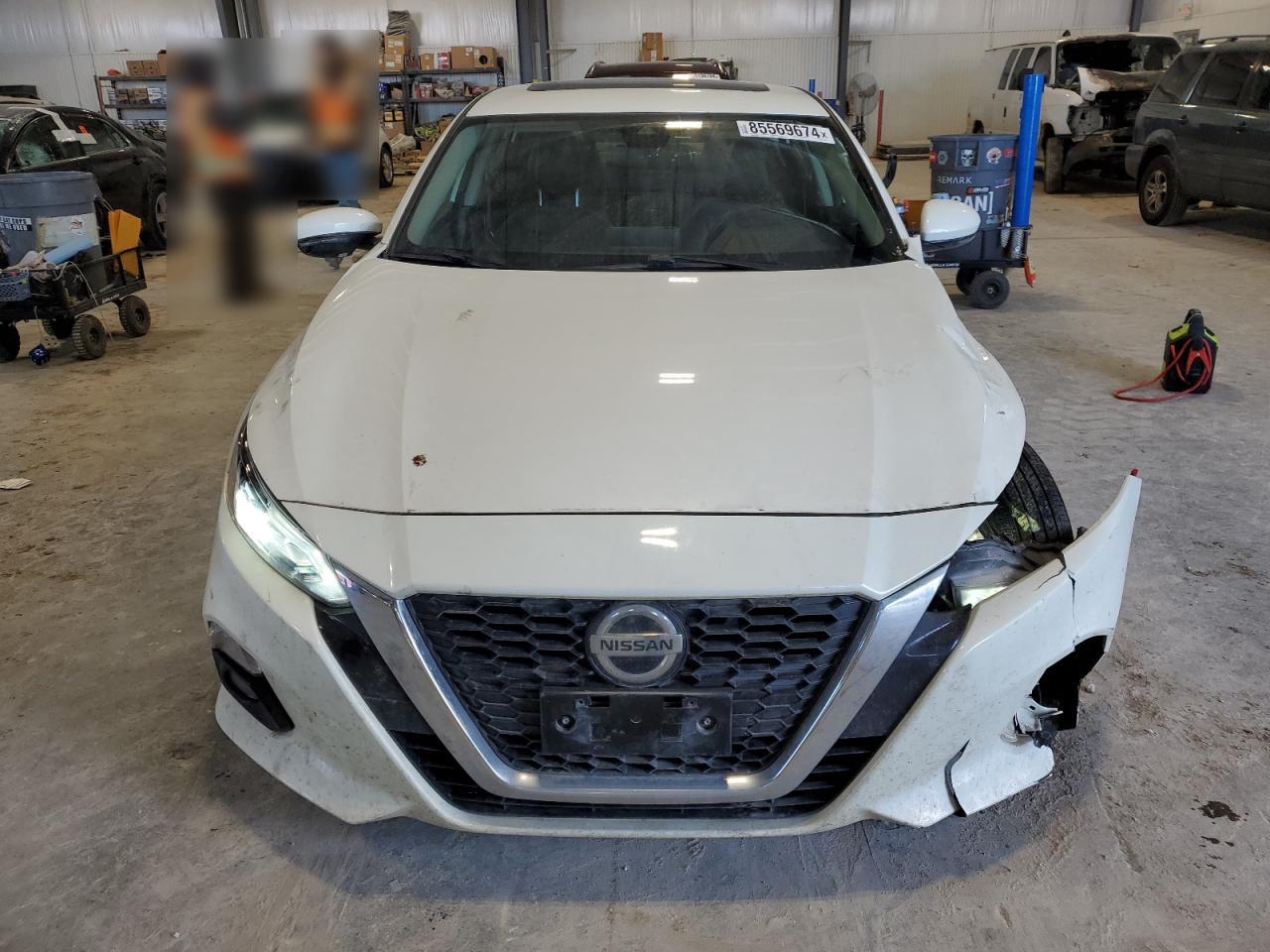 2020 Nissan Altima VIN 1N4BL4EW9LC213137 Copart auction photo, all over damage thumbnail 5