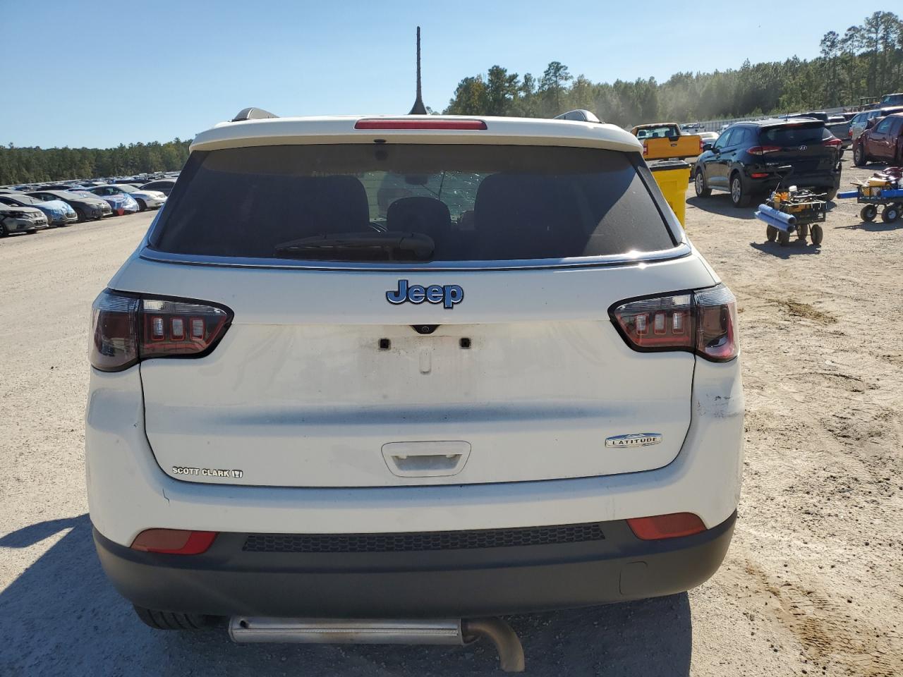 2021 Jeep Compass VIN 3C4NJCBB8MT501827 Copart auction photo, frame damage / all over damage thumbnail 6