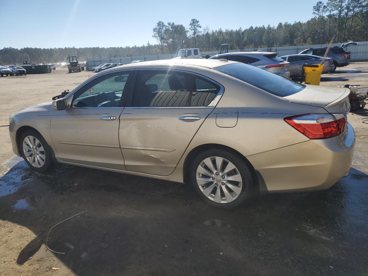 2013 Honda Accord VIN 1HGCR2F83DA164551 Copart auction photo, rear end damage thumbnail 2