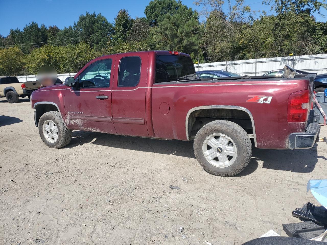2013 Chevrolet Silverado VIN 1GCRKSE79DZ379455 Copart auction photo, side / front end damage thumbnail 2