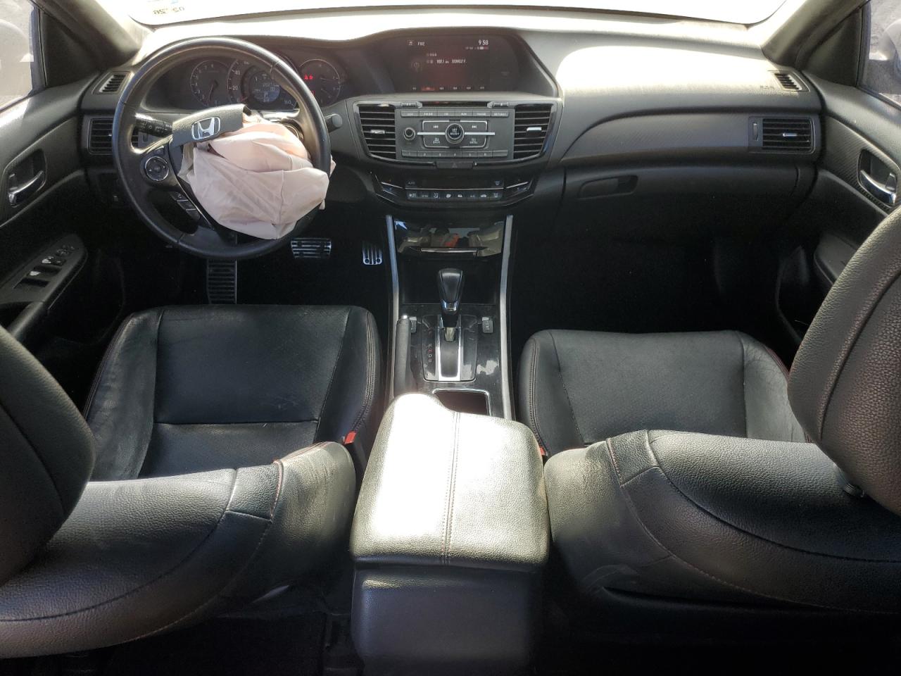 2017 Honda Accord VIN 1HGCR2F18HA015447 Copart auction photo, front end / rear end damage thumbnail 8