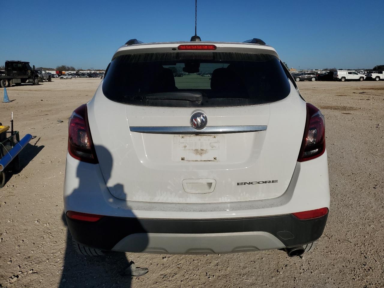 2022 Buick Encore VIN KL4CJASM0NB541877 Copart auction photo, side / front end damage thumbnail 6